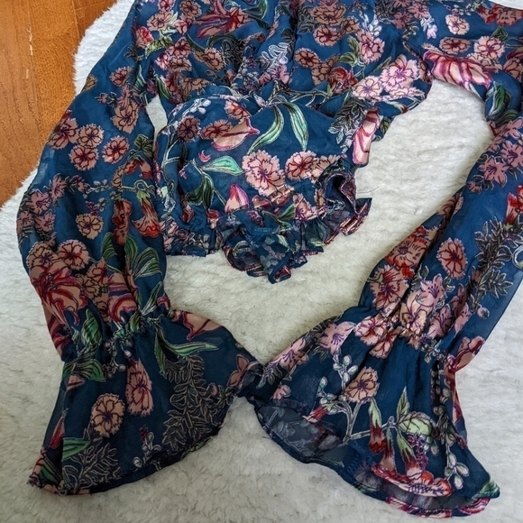 for LOVE AND LEMONS flora button back blouse floral burnout sheer blue xs - Picture 8 of 13